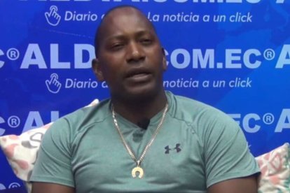 El hecho se dio a conocer luego de que el sujeto se quitara el grillete electrónico. Un juez lo liberó junto a otro sospechoso.