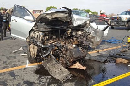 El vehículo después del accidente de tránsito.