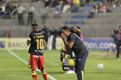 El técnico César Farías es uno de los grandes pilares del cuadro oriental.