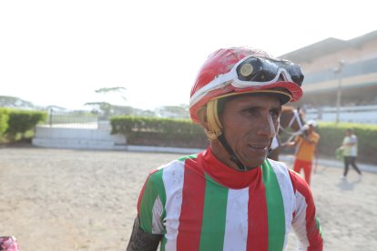 José Jurado fue el jinete ganador en el Clásico Diario EXTRA 2022.