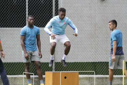 Djorkaeff Reasco fue convocado para el último microciclo previo a la Copa del Mundo.