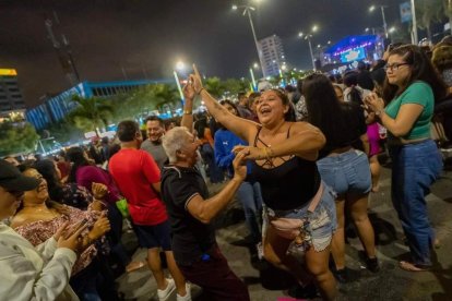 El zapateo fue infaltable, hasta gente de la tercera edad movió el esqueleto, literal... hasta que el cuerpo aguante.