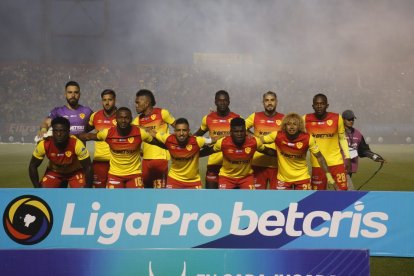 Aucas se coronó campeón por primera vez en su historia.