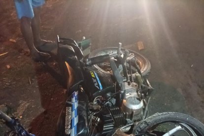 Así quedó la moto en la que se movilizaba Morocho.