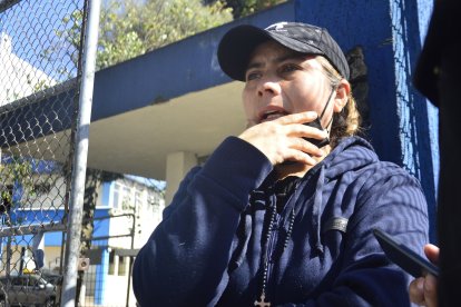 Digna Vallejos  llegó a la morgue de Quito desde Posorja, Guayas, para retirar el cadáver de su hijita.