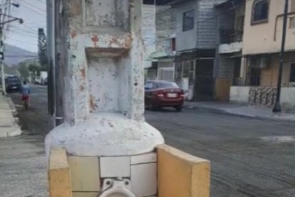 Con dos muritos amarillos se intentó tapar a los de 'vejiga débil'.