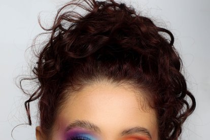 Dale paso a tu creatividad. Juega con nuevas tonalidades y utiliza las que te favorecen.