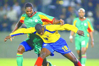 En 2002 fue la primera vez que la selección de Ecuador enfrentó a Senegal.