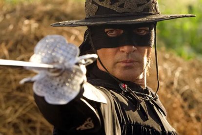Antonio Banderas interpretando El Zorro.