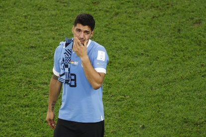 Entre lágrimas, el goleador uruguayo Luis Suárez, de 35 años, se despidió del Mundial de Catar.