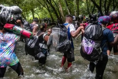 Niños abandonados, mujeres violadas y cadáveres es lo que pudo ver a su paso nuestro compatriota.