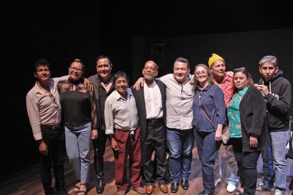 En el Festival Internacional Artes Escénicas se rindió homenaje al grupo El Juglar, la noche del jueves 1 de diciembre en el Teatro Zona Escena.