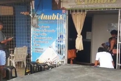 Deudos trataron de contratar las honras fúnebres, pero no cuentan con dinero. Piden ayuda.