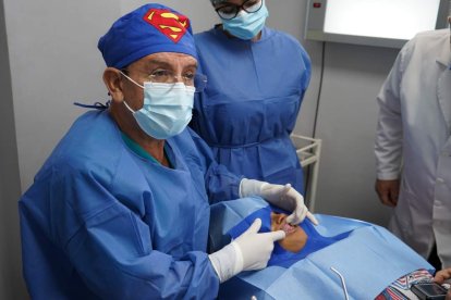 Exámenes previos se le realizaron a los pacientes para poder intervenirlos odontológicamente.