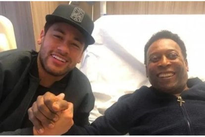 Neymar tuvo una estrecha relación con Pelé. Los dos brillaron con el Santos.
