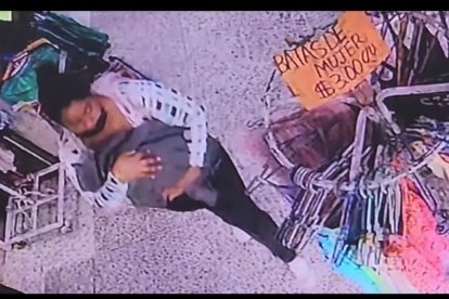 Esta sería la mujer que se llevó al recién nacido.