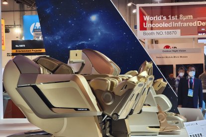 Estos sillones de BodyFriend escanean el cuerpo del usuario para identificar sus dolores musculares.