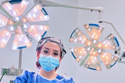 Sus pacientes la han reconocido antes de las intervenciones.