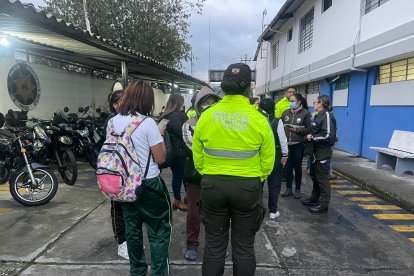 Los menores fueron llevados al distrito Eloy Alfaro, para luego entregarlos a sus padres.