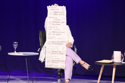 Luz Elena Coloma hizo una lista de las críticas a Jorge Yunda.