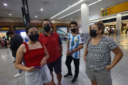 Carlos García quería que Agüero le firme su camiseta de Argentina.