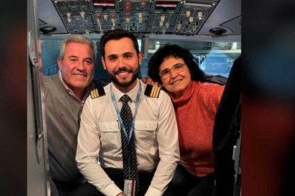 Este es el piloto catalán que envió el mensaje a su padres.
