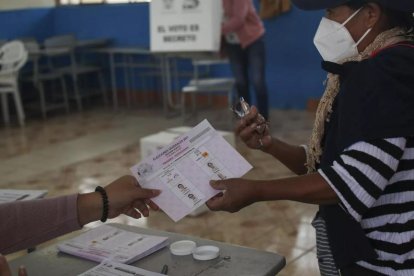 Hasta las 17:00 del domingo 5 de febrero de 2023 pueden votar los ciudadanos ecuatorianos.