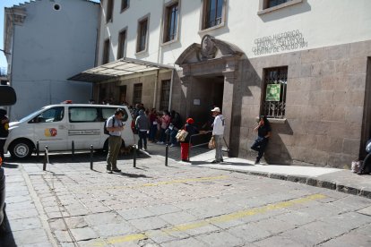 El hecho se registró afuera del centro de salud que está en la calle Rocafuerte.