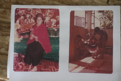 Estas son las únicas fotos que Rosa tiene de sus ñaños.