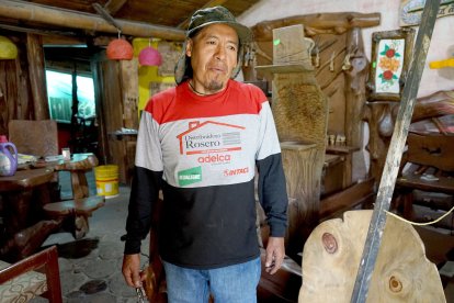 El fuego no llegó hasta la galería donde guarda sus obras, las cuales tendrá que rematar.