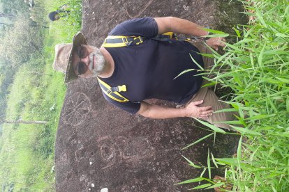 Los petroglifos de Catazho también están ubicados en dirección a la Cueva de los Tayos.