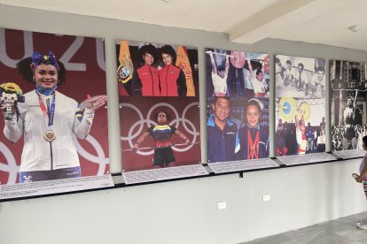 La historia de Neisi, Angie y los Llerena con sus fotos. Un breve recuento de su grandeza en el deporte.