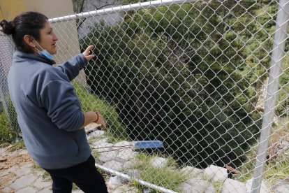 La quebrada San Antonio tiene mallas para que los niños no se caigan.