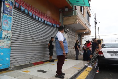 Ayer, en el suburbio, fue raptada la riobambeña Ana Pomagualli, dueña de este local de abastos.