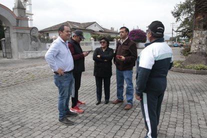 Los dirigentes del valle se reúnen para establecer  propuestas.