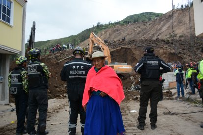 En diciembre de 2022, la comunidad avisó sobre el agrietamiento  de la montaña.