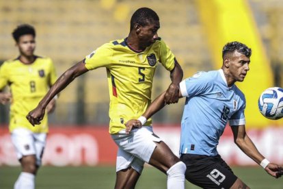 El volante que juega actualmente en las reservas de LDU, está a un a paso de marcharse a Europa.