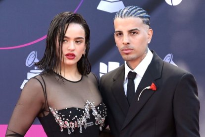 Los artistas tienen tres años de relación.