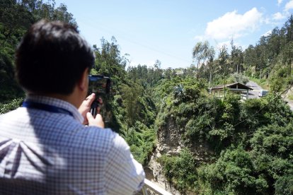 Esta quebrada es 
en Llano Chico. El  presidente de esta parroquia contó sobre la aparición 
de La Suca.