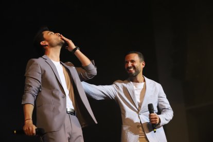 Daniel Páez ganó el premio a la mejor balada y estrenó su nuevo tema Hasta que salga el sol, en colaboración con el brasileño Rodrigo Massa