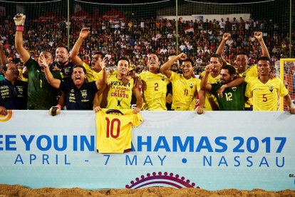 La selección que hizo ilusionar al país en Bahamas 2017.



Asuncion , Paraguay - February, 12
Eliminatorias Mundial Fifa Futbol Playa Asucion 2017 at Yacht y Golf Club Paraguayo on February 12, 2017 in Asucion, Paraguay. (Photo by Lea Weil)