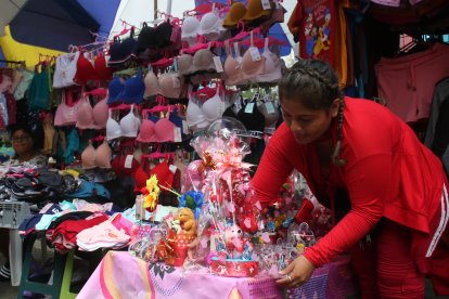 Jully Nieves tiene regalos desde $ 1.
