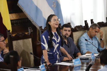 Blanca López es designada como vicealcaldesa de Guayaquil en la sesión inaugural del Concejo Municipal