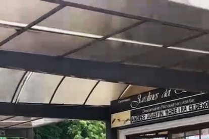 Caos, horror y llanto en la sala funeraria de la ciudad de Manta.