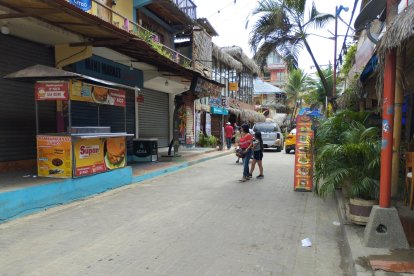 El local donde se registró el hecho violento no abrió sus puertas ayer. Sí hubo turistas.