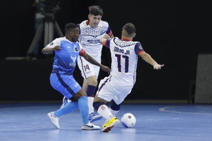 Bocca (celeste) se impuso a Deportes Recoleta de Chile.