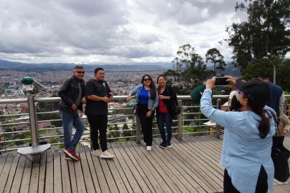 El mirador de Turi es uno de los lugares favoritos de los visitantes de Cuenca.