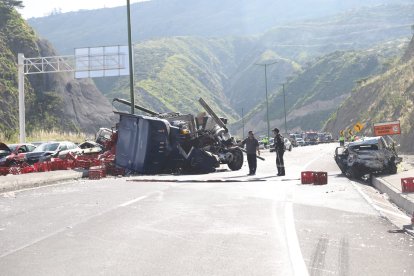 El hecho dejó a tres personas fallecidas, situación que deberá afrontar en un proceso legal el conductor.