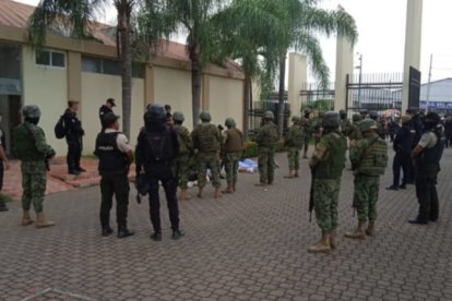 Los uniformados realizaban un operativo de control antidelincuencial cerca al camposanto