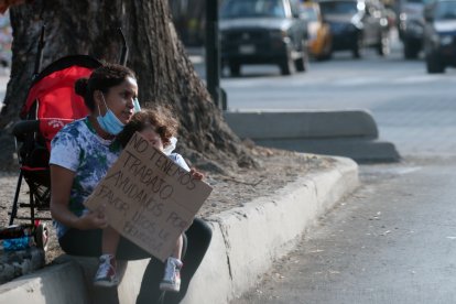 En 2020, los niños migrantes (de 19 años o menos) representaban el 14,6 por ciento de la población migrante total.